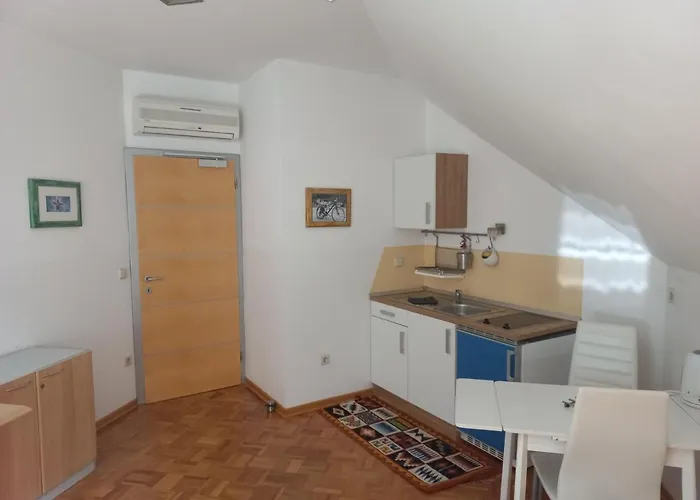 Oriana Hiša za goste Bled